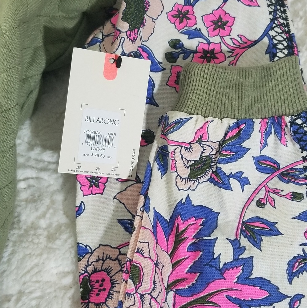 Billabong Jacket - Picture 2 of 7
